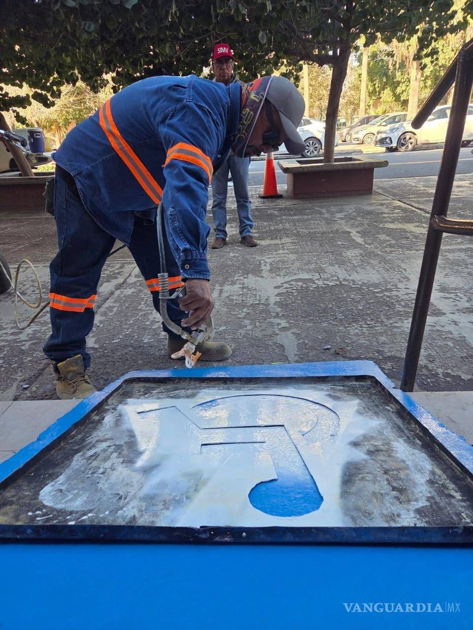 $!La señalización vial se desgasta por el tiempo, tráfico constante y condiciones climatológicas, lo que hace necesario el mantenimiento.