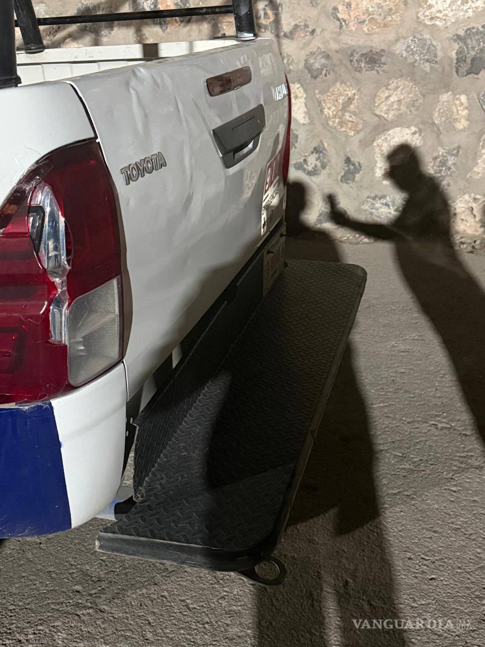 $!Nueve personas fueron aseguradas por su presunta participación en las agresiones contra los uniformados.