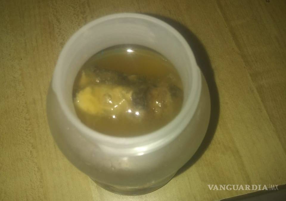 ¿Jugo de rata? madre Saltillense denuncia objeto extraño en un Jumex, que bebía su hijo de dos años