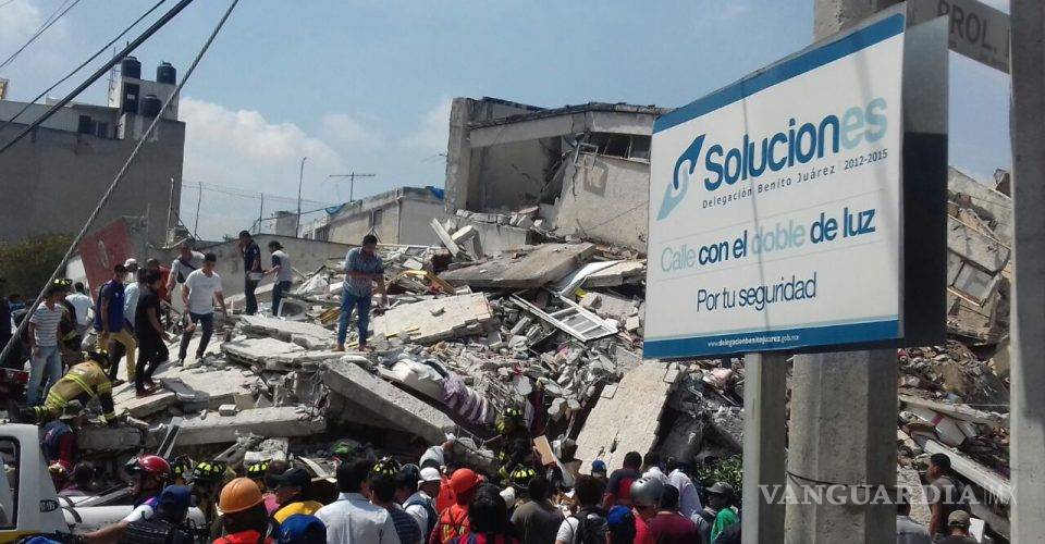 $!Sube a 225 el número de muertos tras sismo de México