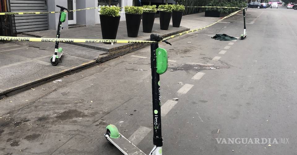 $!En la CDMX la policía resguarda con scooters escena de un asesinato