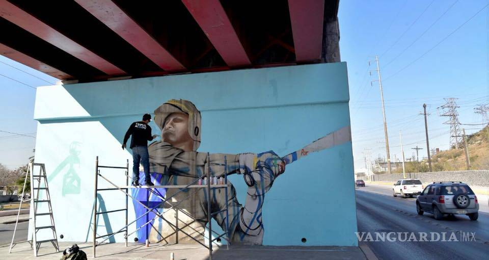 $!Consignan a joven que arruinó mural de los Acereros en Monclova