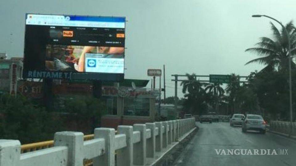 Hackean espectacular en Veracruz para poner videos porno