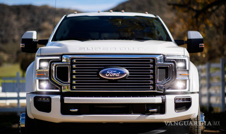 $!Ford le mete más vista, poder y equipo a sus camionetas F-Series Super Duty