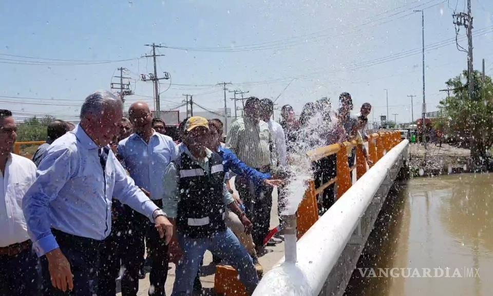 $!Alcalde de Torreón pone en marcha red de interconexión de agua potable