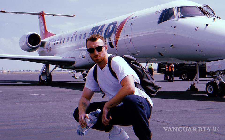 Sam Smith se rinde ante sus fans en Monterrey y así le corresponden