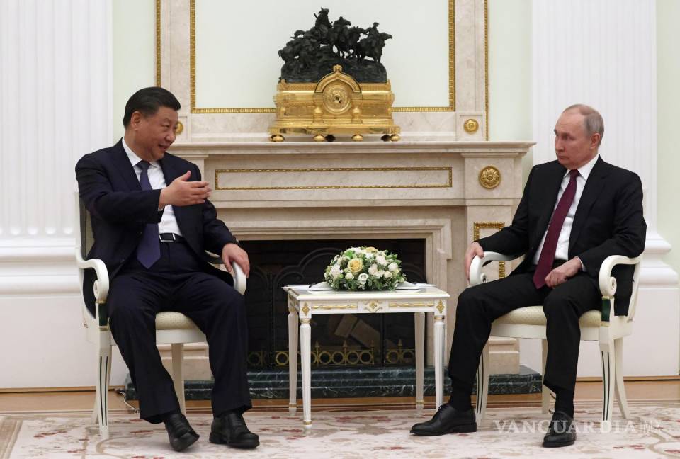 $!Xi Jinping (I) presidente de China y Vladimir Putin (D), presidente de Rusia.