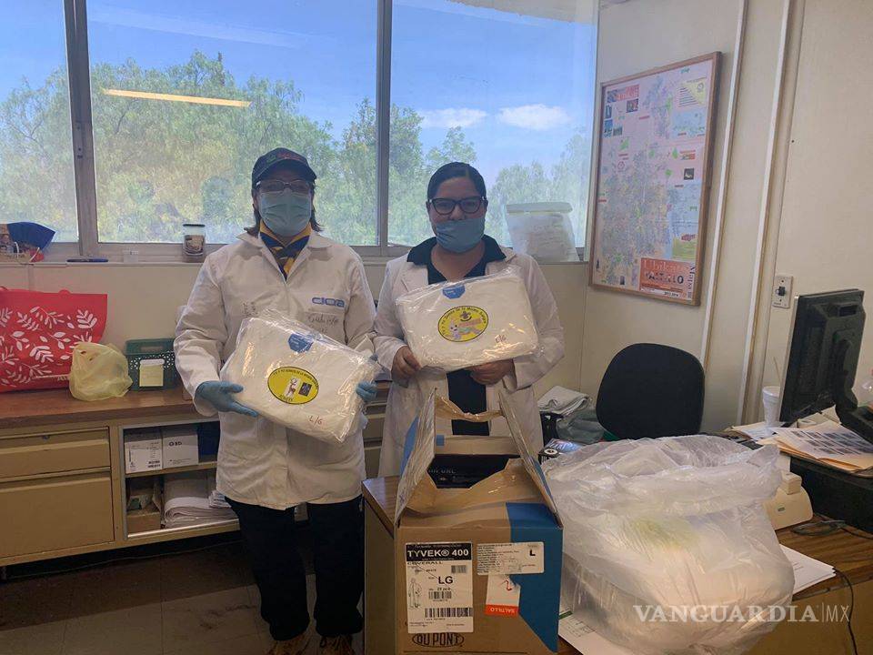 $!Grupo de scouts saltillenses dona material de protección a personal médico de clínicas de Coahuila