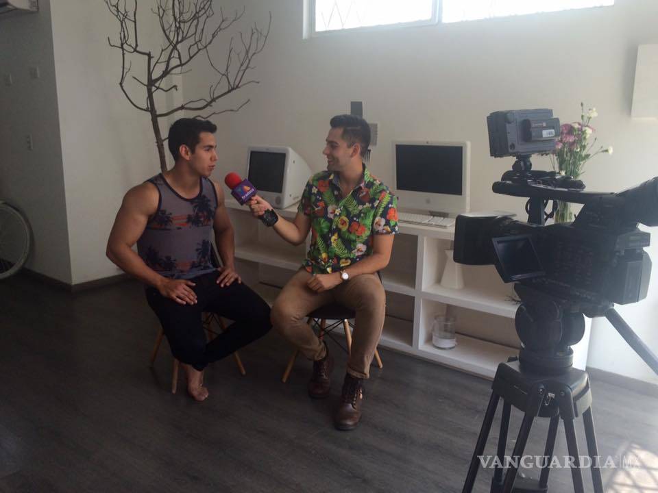 $!El aficionado más guapo de la Liga MX es de Monterrey y es toda una sensación en internet