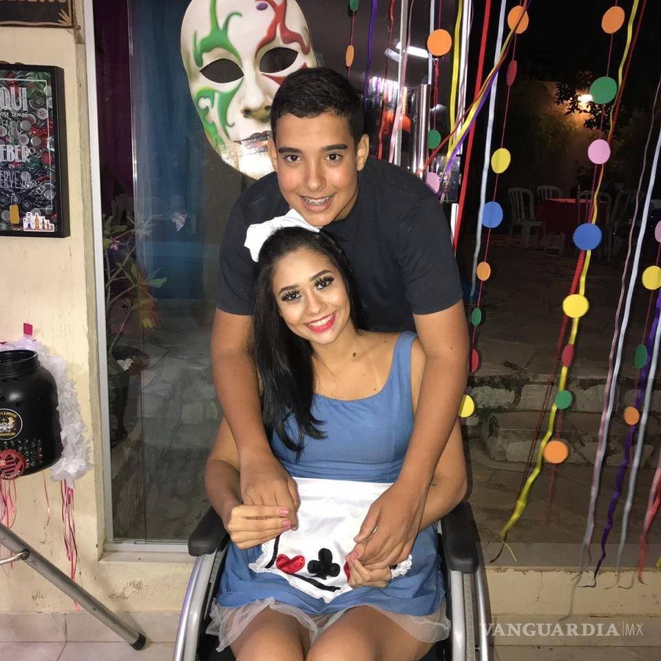 $!Piercing en la nariz dejó a una joven de 20 años parapléjica, descubre porqué