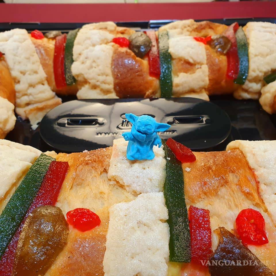 $!El Niño Dios ya no tiene ‘la fuerza´en la rosca de Reyes… ahora es de Baby Yoda