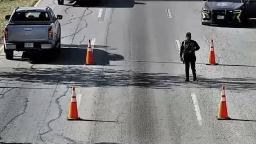Alerta vocalista de Sonido Mazter por sujetos armados en carretera Monclova-Saltillo.