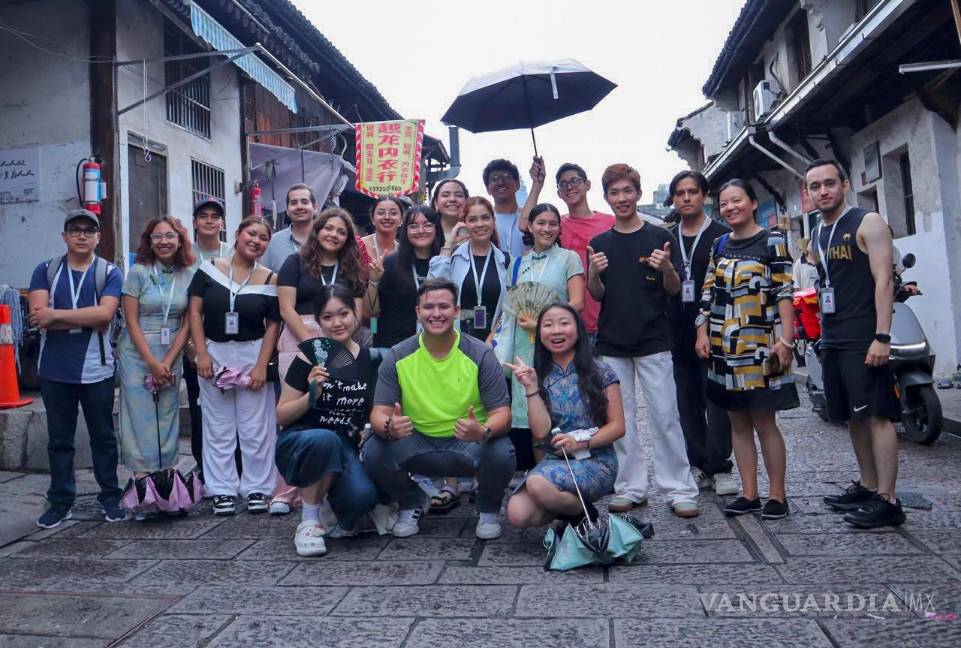 $!Coordinadora María Teresa Perales acompañó al grupo en su formación en idioma y cultura china.