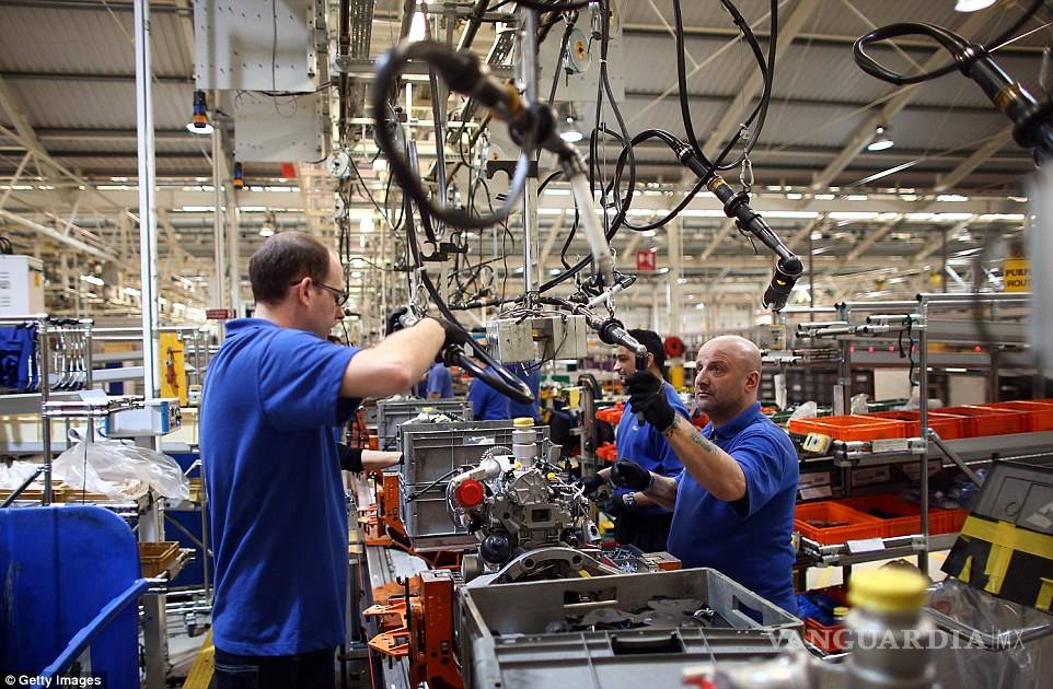$!Ford cerraría sus fábricas en el Reino Unido si hay Brexit duro