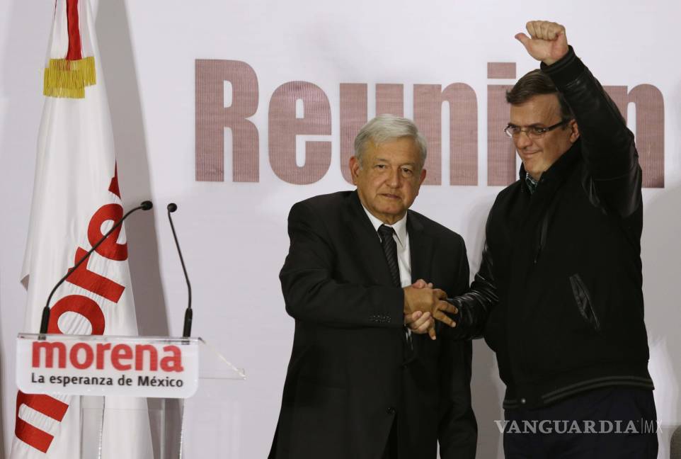 $!AMLO presenta a coordinadores regionales encargados de ‘defender el voto’