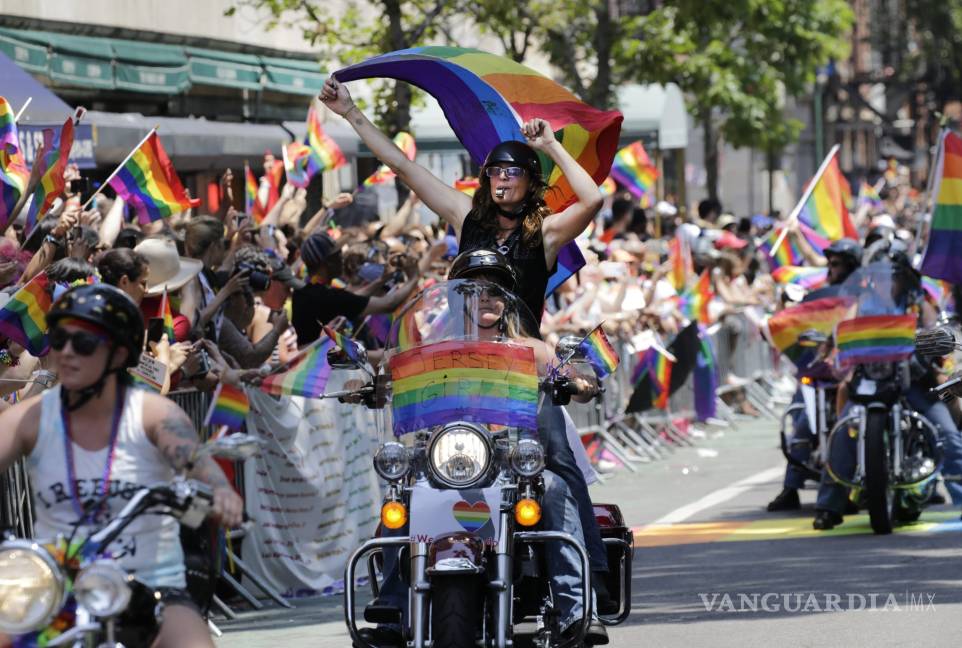 $!Nueva York celebra el orgullo gay y recuerdan la matanza de Orlando