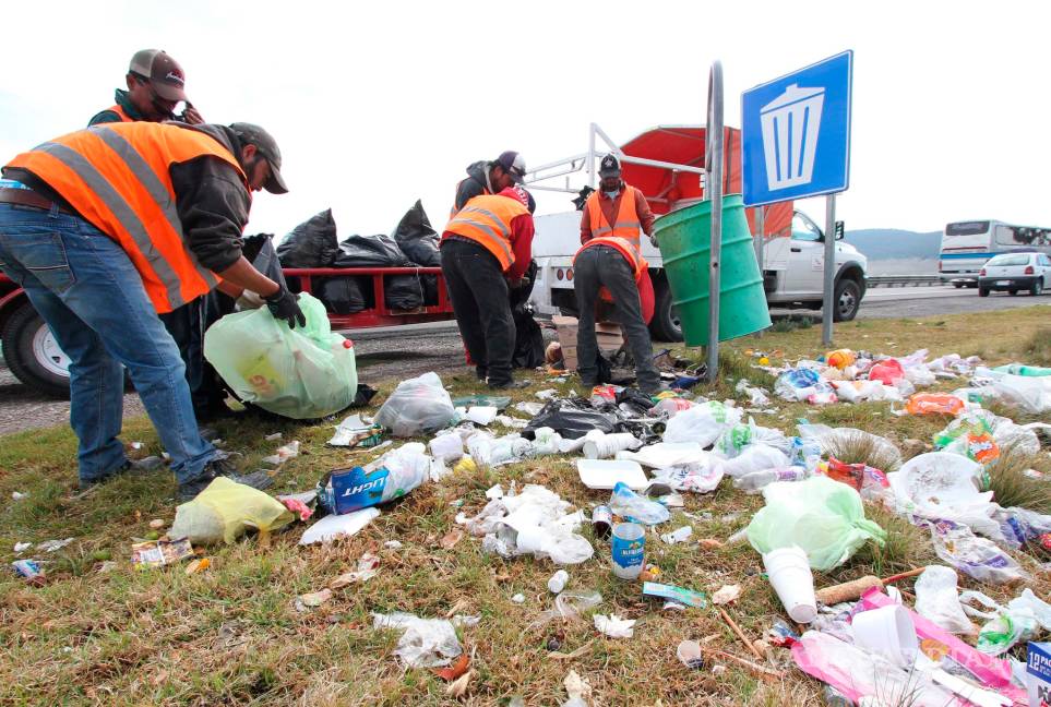 Dejan paseantes 30 toneladas de basura en la Sierra de Arteaga
