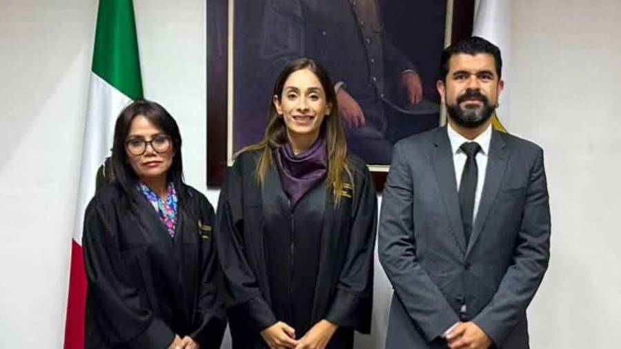 Yezka Garza Ramírez llega al cargo respaldada por una trayectoria en el servicio público.