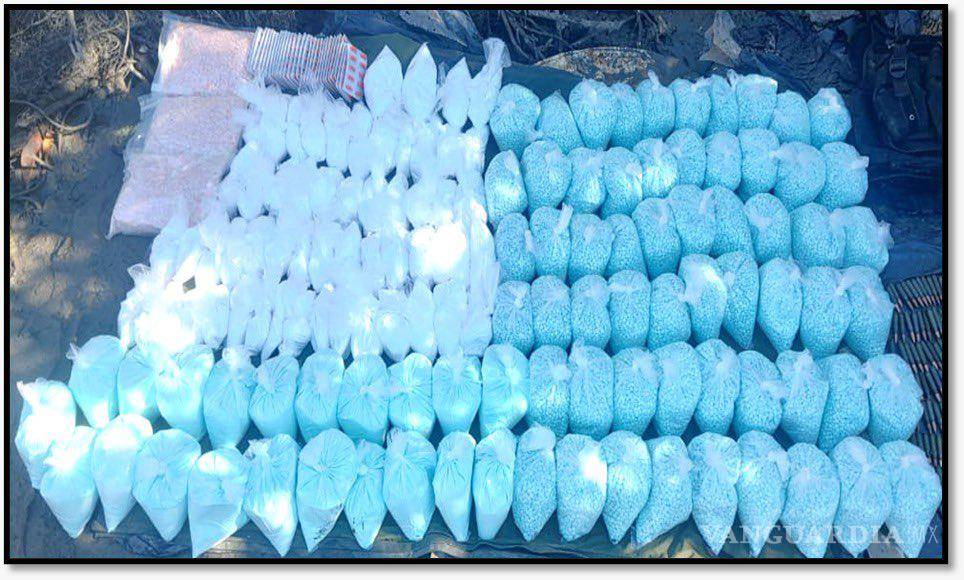 $!Golpe al Narcotráfico: decomisan más de 200 mil pastillas de fentanilo y 18 kilogramos de metanfetaminas