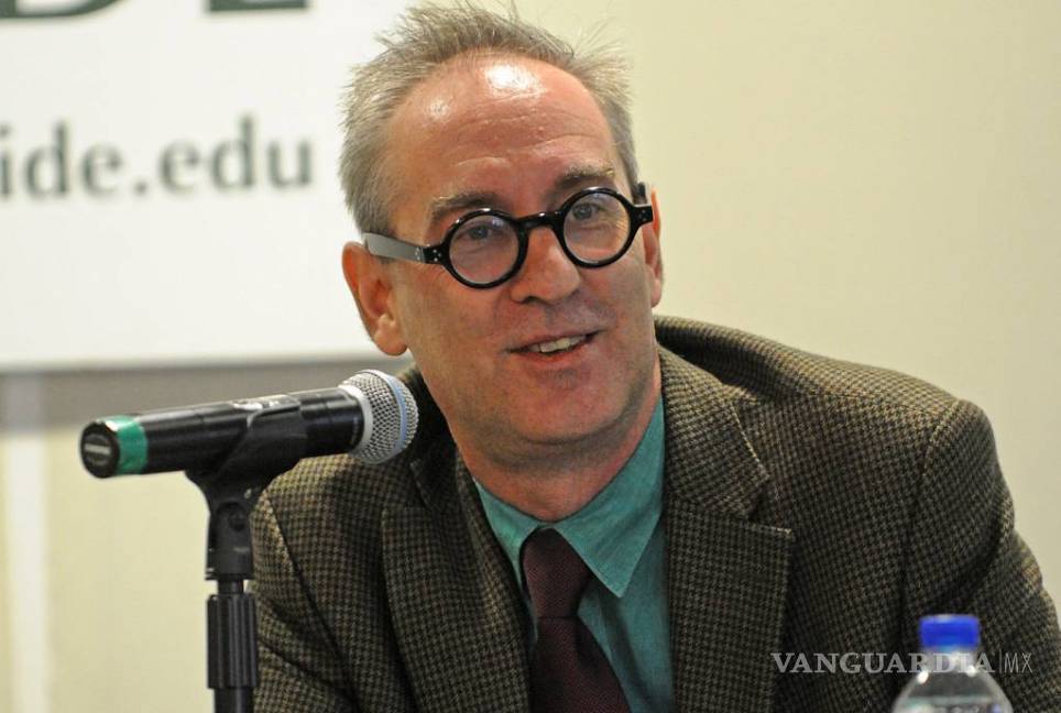 Recuerdan el 80 aniversario del poema "No pasarán" de Octavio Paz