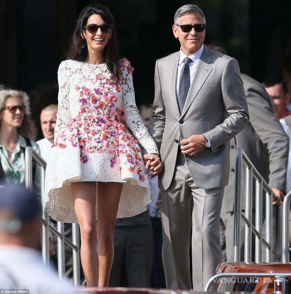 $!La revista "HELLO!" se disculpa por una entrevista falsa con George Clooney