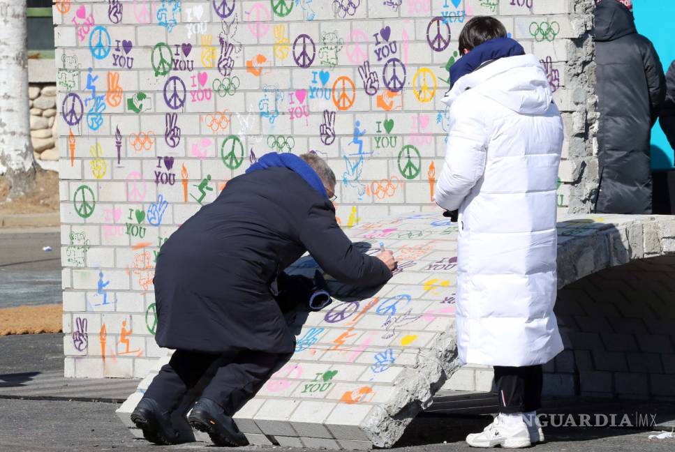 $!Inauguran en Pyeongchang el &quot;Mural Olímpico de la Tregua”