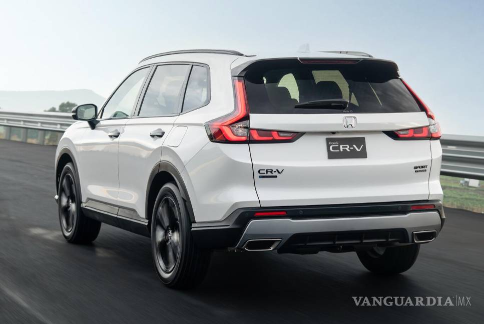 $!La nueva versión Sport Touring Hybrid incorpora tracción integral, ideal para quienes buscan más versatilidad.