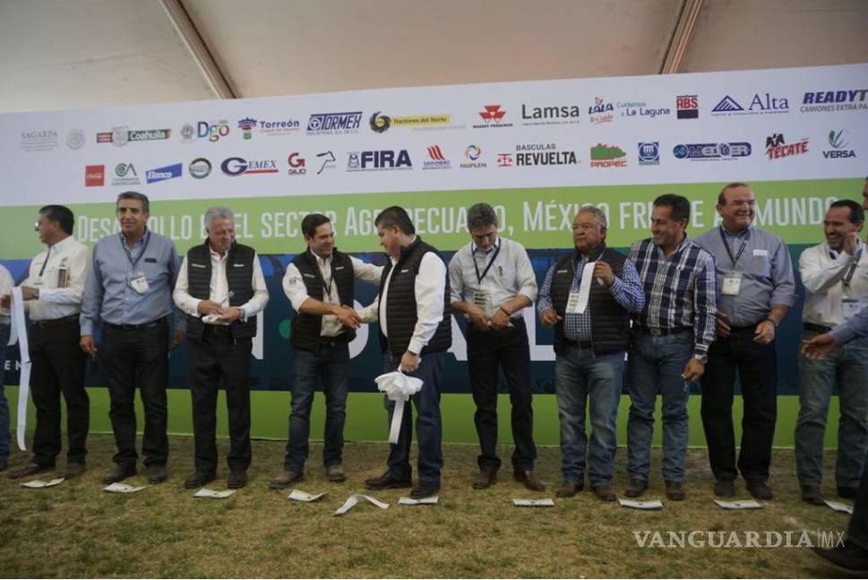$!Inauguran Encuentro nacional de ganaderos lecheros en Torreón