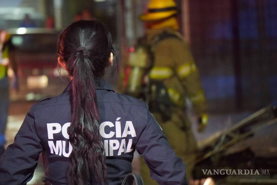 $!Policías municipales resguardaron la zona mientras se realizaban las diligencias correspondientes.