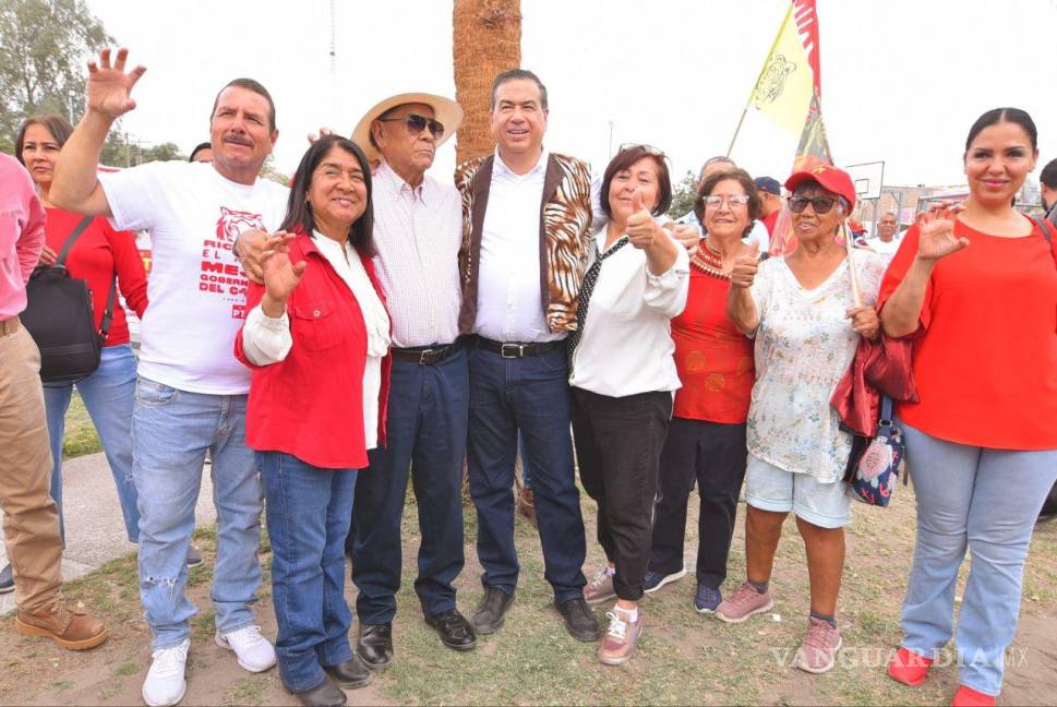 $!Ricardo Mejía, de gira por Torreón, insistió en que acabará con la corrupción si se convierte en gobernador.