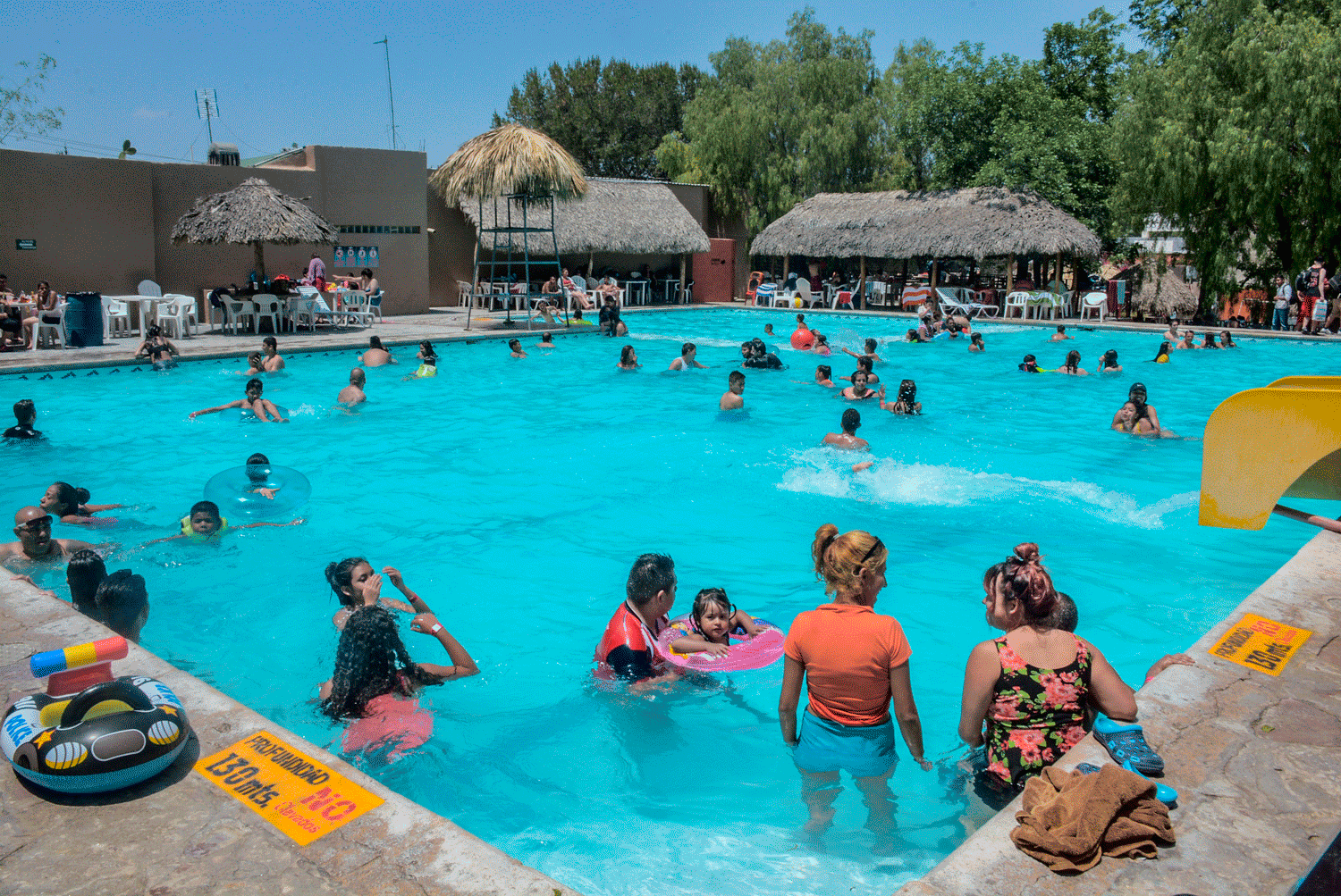 Ahuyenta clima templado a bañistas de balnearios de Saltillo