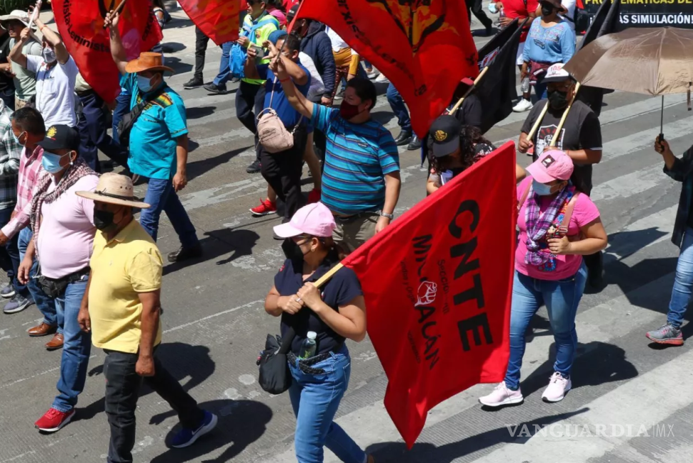 $!El pasado 5 de diciembre, maestros de diferentes escuelas y estados de la República Mexicana provocaron caos en la CDMX con varios bloqueos y movilizaciones