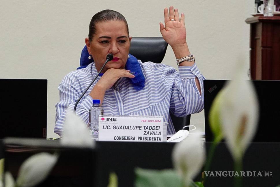 $!Guadalupe Taddei Zavala, consejera presidenta, durante la Sesión Extraordinaria del Consejo General del Instituto Nacional Electoral (INE). | Foto: Cuartoscuro