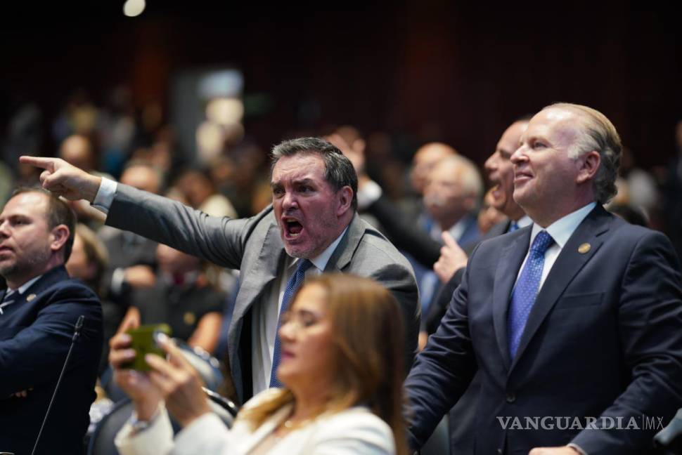 $!Presentan denuncia contra Andy López Beltrán y otros miembros de Morena, presuntamente vinculados a red criminal