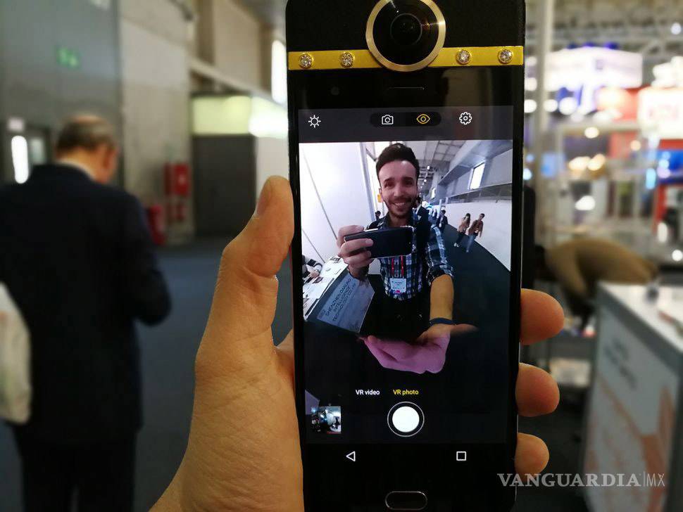 $!Los cinco gadgets más raros presentados en el MWC 2017