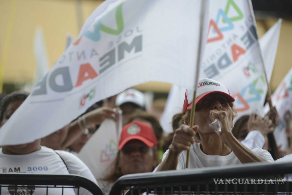 $!Meade se compromete a reforzar la seguridad de México durante cierre de campaña en Saltillo
