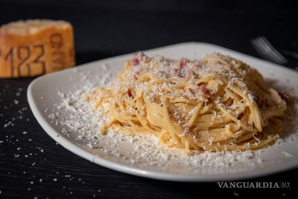 $!Spaghetti a la Carbonara: Un Clásico Romano Inigualable.