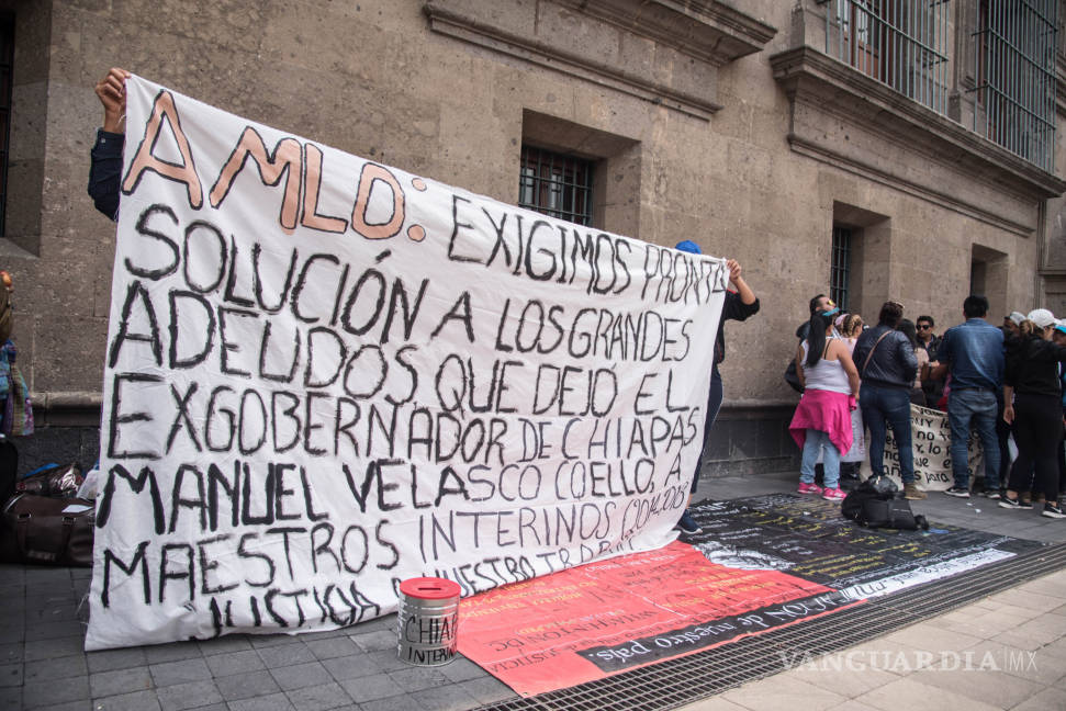 $!AMLO y CNTE se reúnen por tercera ocasión para dialogar sobre maestros cesados