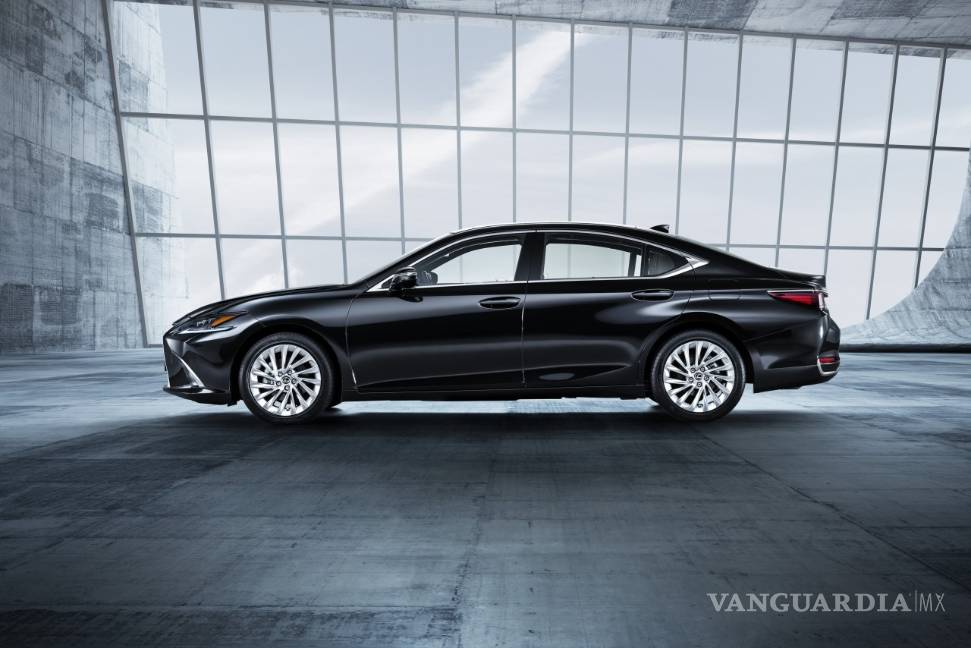 $!El nuevo Lexus ES se presentó en Pekín