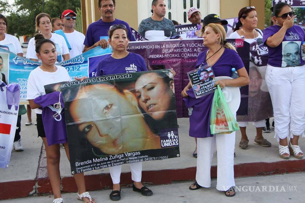 $!Durante marcha, familiares exigen continuar con la búsqueda de desaparecidos