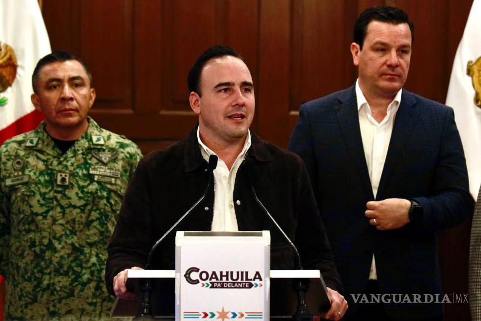 $!Federico Fernández (al fondo a la derecha), informó que será durante el desarrollo de las indagatorias cuando se determine la posible reclasificación del delito.