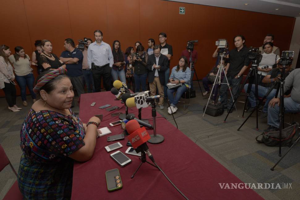 El futuro tiene los ojos abiertos: Rigoberta Menchú