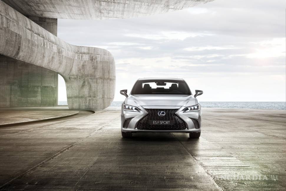$!El nuevo Lexus ES se presentó en Pekín