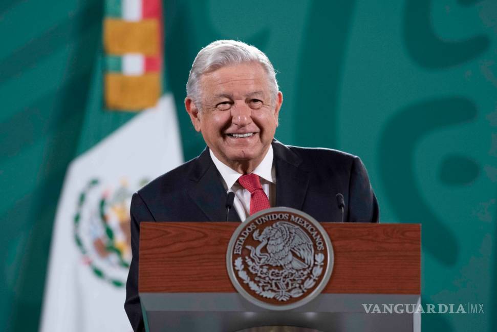 AMLO reconoce que bajó ritmo de vacunación contra el COVID-19 en México