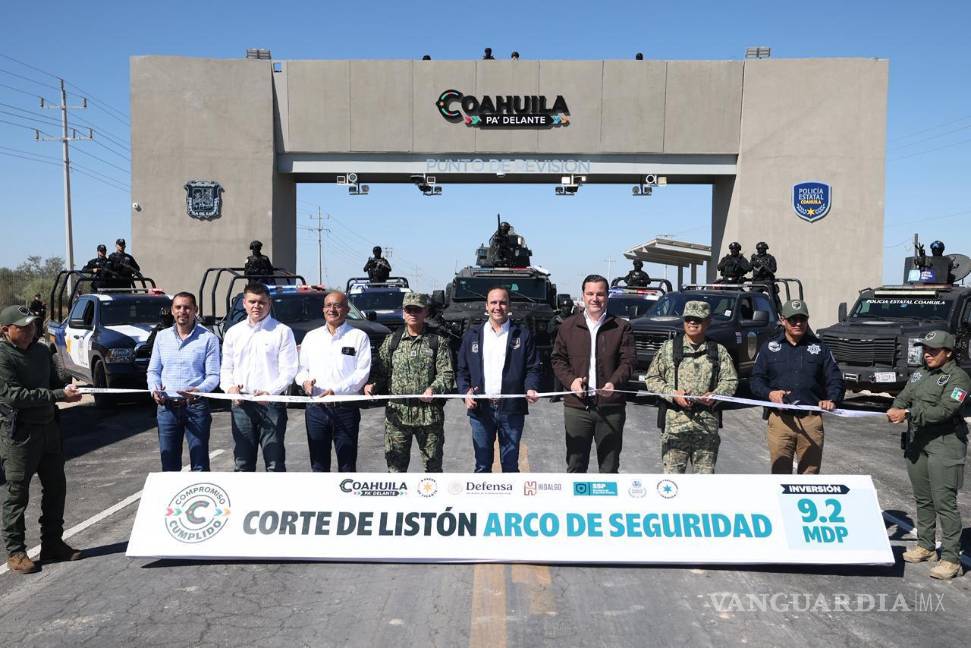$!Autoridades realizaron el corte de listón del nuevo arco de seguridad en Hidalgo.