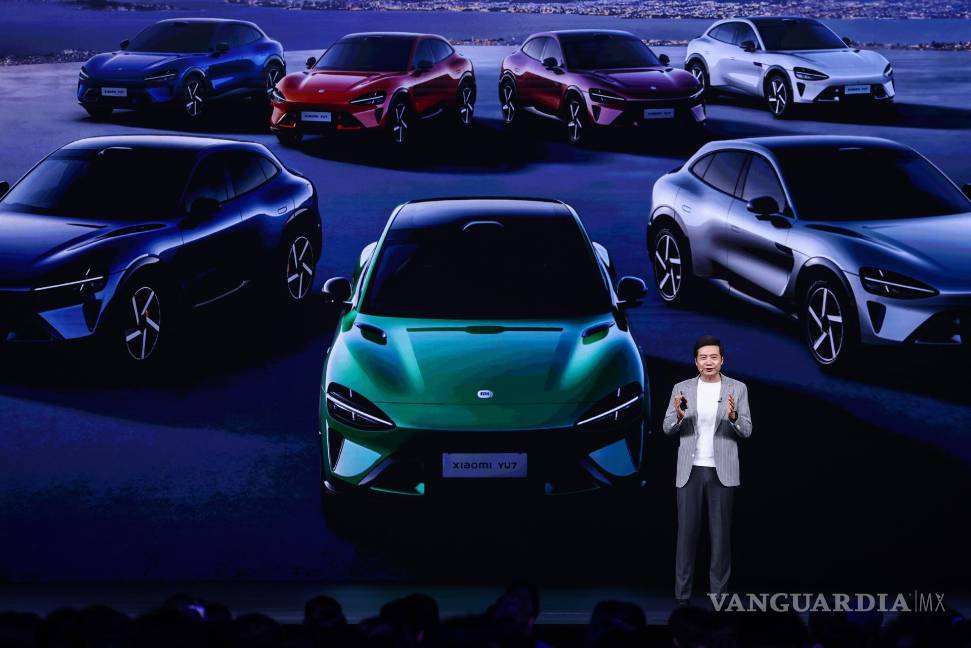 $!Lei Jun, reveló que posterior al lanzamiento tan solo dos minutos después de abrirse las ventas se habían tramitado más de 122,000 pedidos.