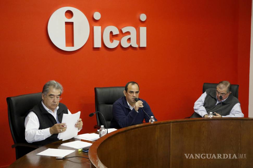 Llama ICAI a candidatos a ser coherentes en transparencia