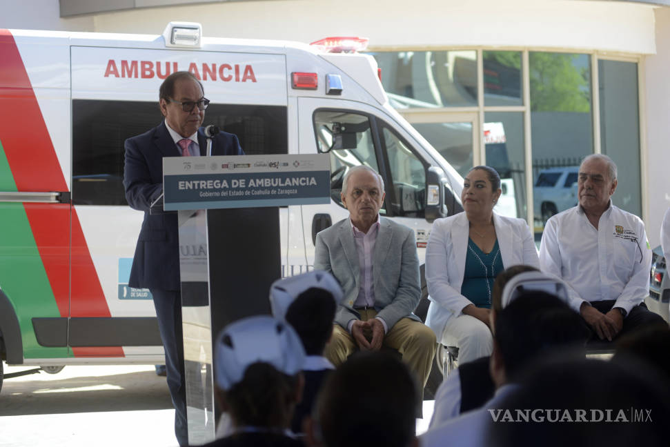 $!Entregan ambulancias nuevas en el Hospital General de Saltillo