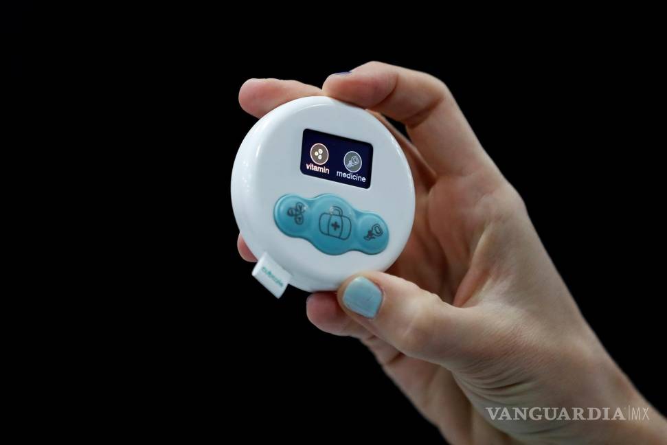 $!El dispositivo de registro inteligente de Cubtale Inc. para las ‘actividades de cuidado’ de un bebé. EFE/EPA/Caroline Brehman