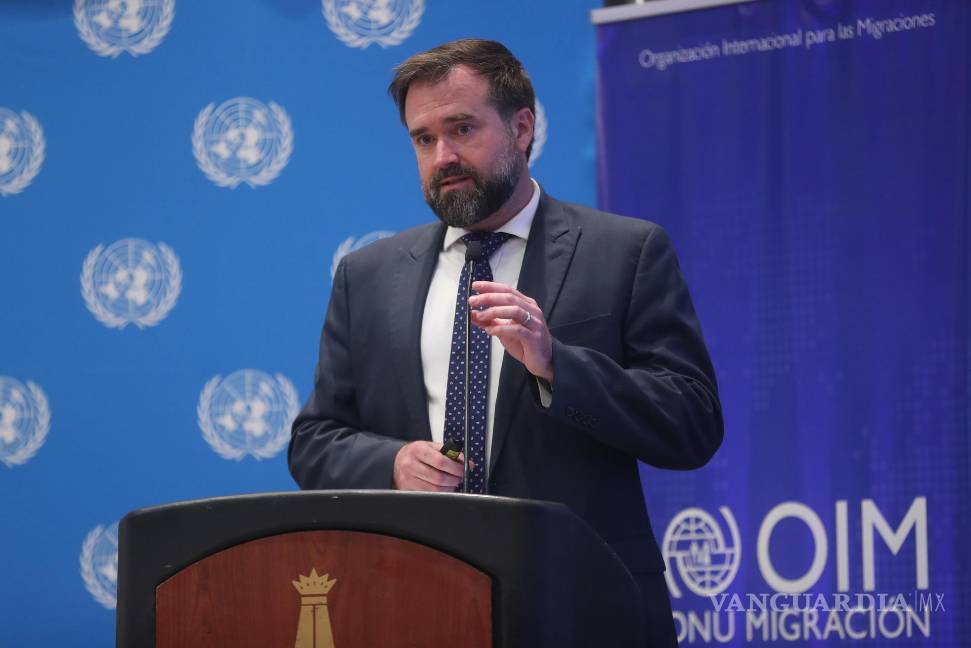 $!El jefe de misión adjunto de la Organización Internacional para las Migraciones (OIM) en México, Jeremy MacGilivray enla conferencia de prensa.